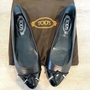 Tod's Black Leather Ballet Flat Pointed Toe with Tassel